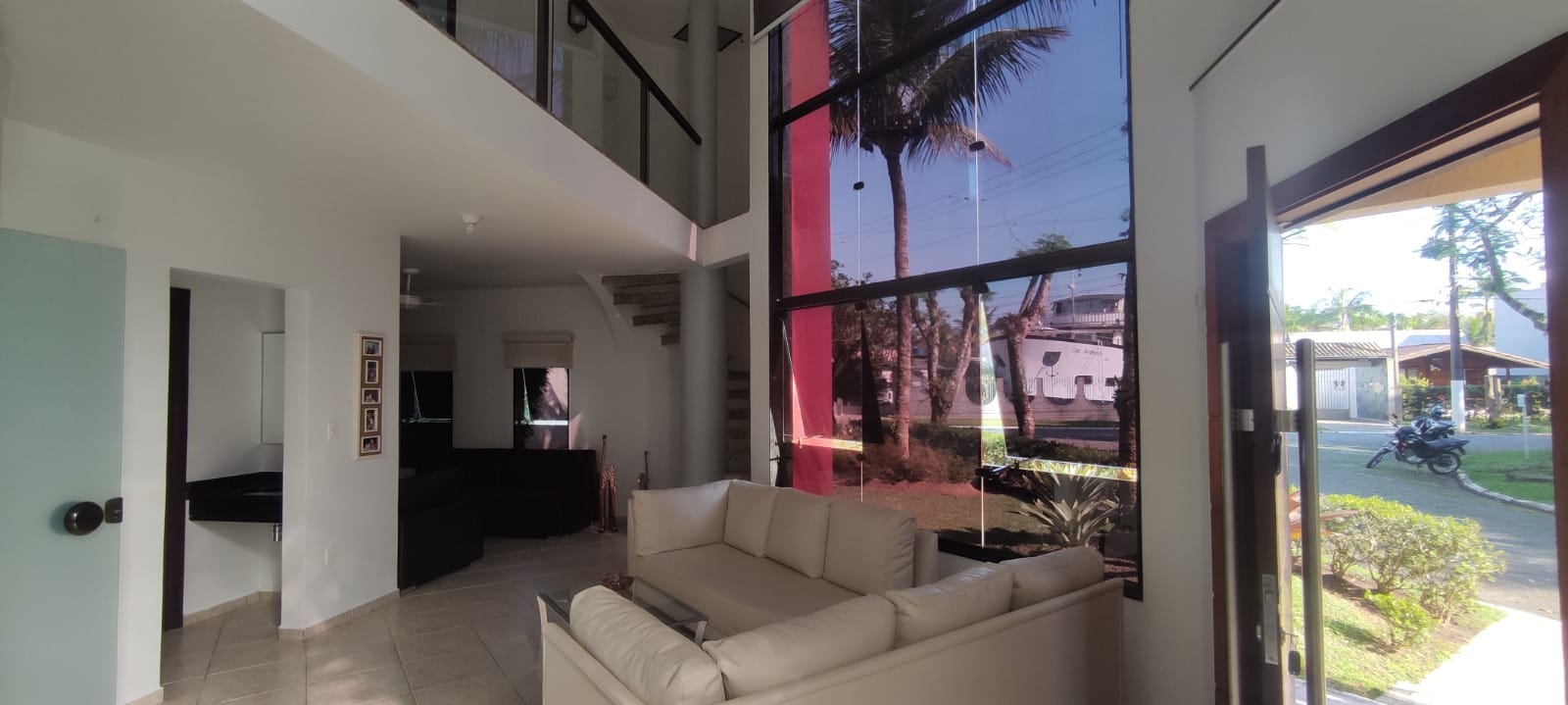 Espaçoso e Com Vista Para o Mar