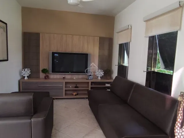 Sobrado com 887m² 3 quartos e 4 banheiros, à venda, no bairro Boracéia em São Sebastião