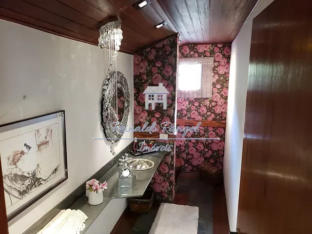 Sobrado com 810m² 4 quartos e 6 banheiros, à venda, no bairro Jardim Marajoara em São Paulo
