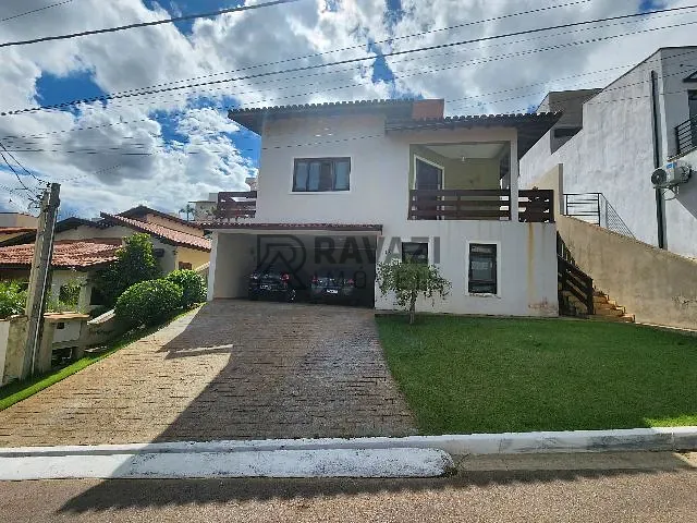 Casa com 450m² 3 quartos e 5 banheiros, à venda, no bairro Villaggio Capríccio em Louveira