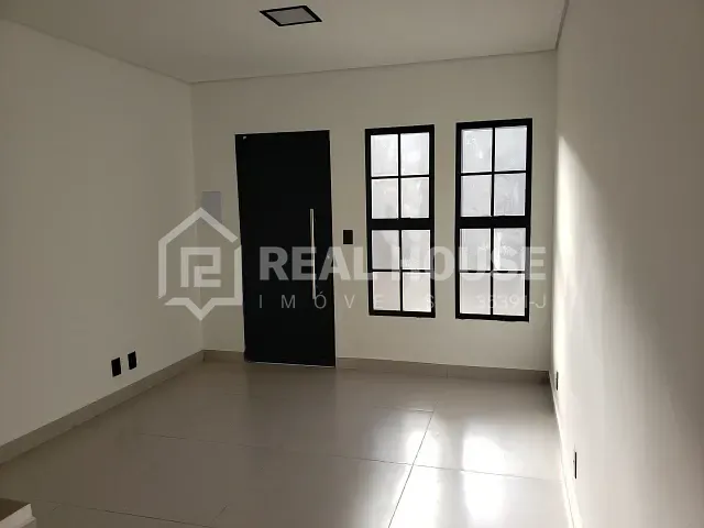 Sobrado 2 quartos e 2 banheiros, à venda, no bairro Jardim Europa em Sorocaba