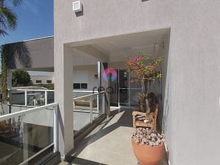 Foto do Sobrado-Lindíssima casa à venda,3 quartos, 1 suíte, 6 banheiros, 3 vagas, Lavanderia, Jardim de inverno, Varanda com Terraço, Iluminada, Jardim Ipê, Mauá, SP