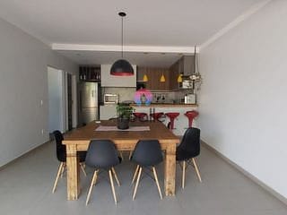 Foto do Sobrado-Lindíssima casa à venda,3 quartos, 1 suíte, 6 banheiros, 3 vagas, Lavanderia, Jardim de inverno, Varanda com Terraço, Iluminada, Jardim Ipê, Mauá, SP