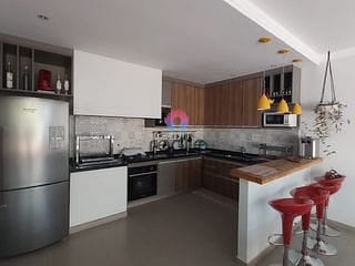Foto do Sobrado-Lindíssima casa à venda,3 quartos, 1 suíte, 6 banheiros, 3 vagas, Lavanderia, Jardim de inverno, Varanda com Terraço, Iluminada, Jardim Ipê, Mauá, SP