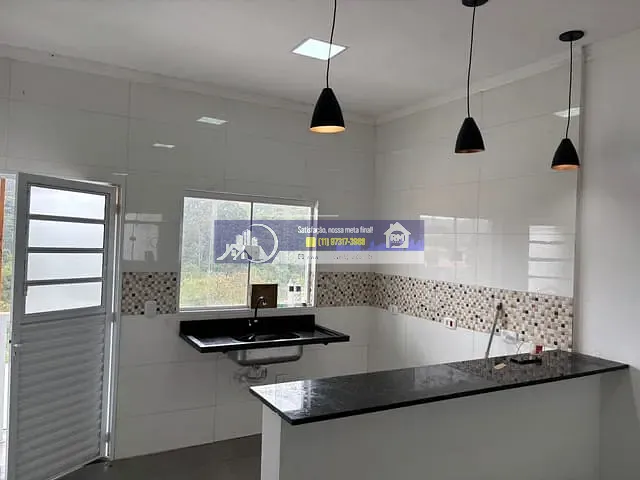 Sobrado 3 quartos e 2 banheiros, à venda, no bairro Jundiaizinho (Terra Preta) em Mairiporã