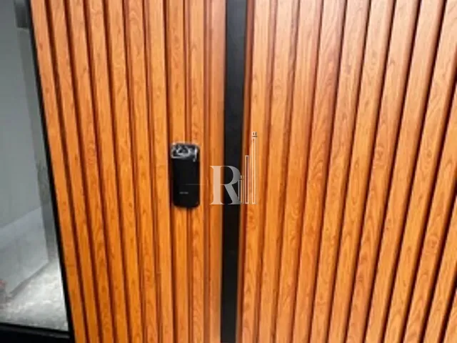 Sobrado com 233m² 3 quartos e 2 banheiros, à venda, no bairro Universitário em Tijucas