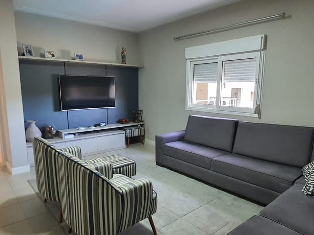 Foto do Sobrado - Sobrado de luxo com 3 suítes e piscina para locação, Vila Rezende, Piracicaba, SP | Imobiliária Schiavinato