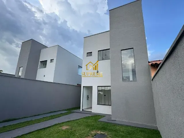 Sobrado com 150m² 2 quartos e 1 banheiro, à venda, no bairro Jardim Ipanema em Goiânia