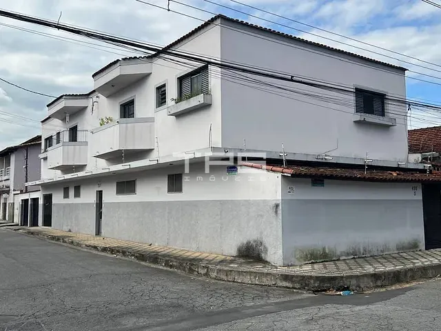 Sobrado 7 quartos e 5 banheiros, à venda, no bairro Vila Geny em Lorena