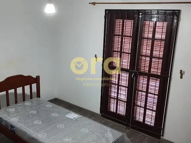 Sobrado com 210m² 4 quartos e 2 banheiros, à venda, no bairro Fragata em Pelotas