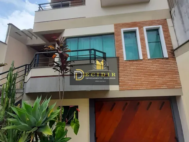 Sobrado com 300m² 3 quartos e 5 banheiros, à venda, no bairro Vila Gomes Cardim em São Paulo
