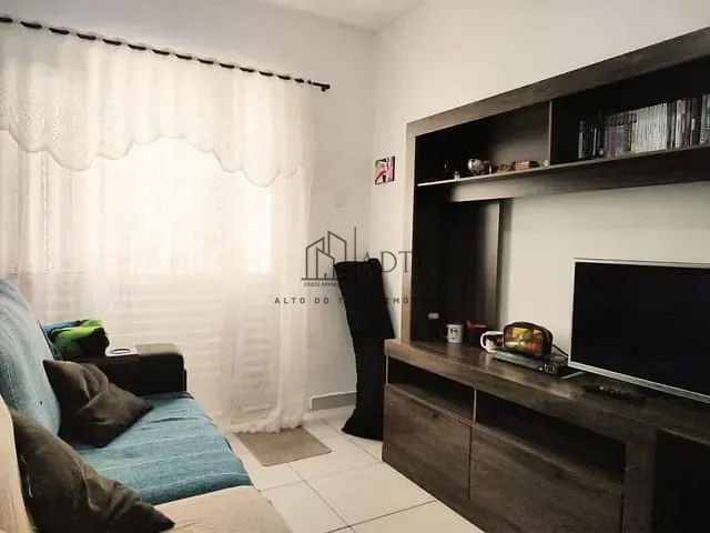 Sobrado com 130m² 2 quartos e 1 banheiro, à venda, no bairro Jundiapeba em Mogi das Cruzes