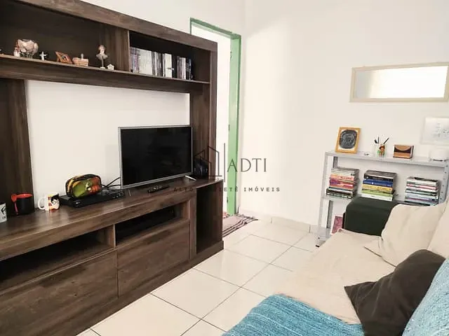 Sobrado com 130m² 2 quartos e 1 banheiro, à venda, no bairro Jundiapeba em Mogi das Cruzes