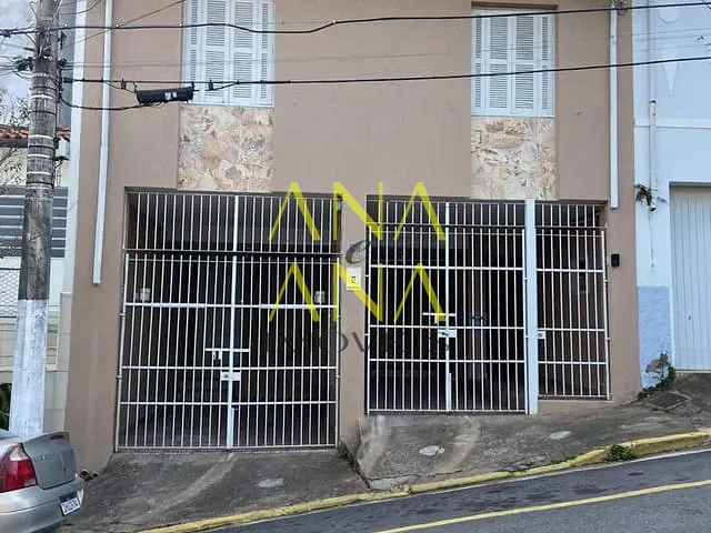 Sobrado 3 quartos e 4 banheiros, à venda, no bairro Centro em Bragança Paulista