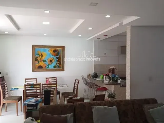 Sobrado com 250m² 3 quartos e 3 banheiros, à venda, no bairro Recreio em Londrina