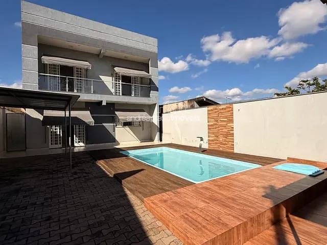 Sobrado com 250m² 3 quartos e 3 banheiros, à venda, no bairro Recreio em Londrina