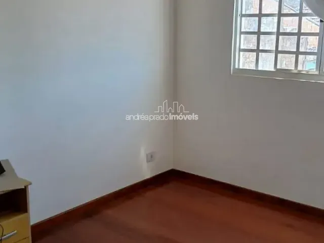 Sobrado com 250m² 3 quartos e 3 banheiros, à venda, no bairro Recreio em Londrina