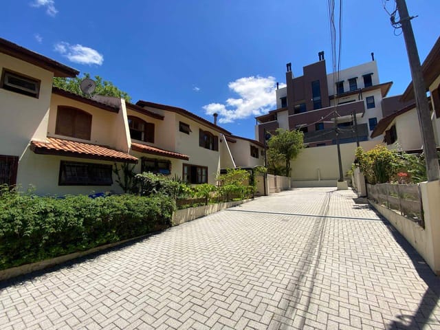 Foto do Sobrado - Sobrado Juvevê 2 Quartos | Realty Imóveis