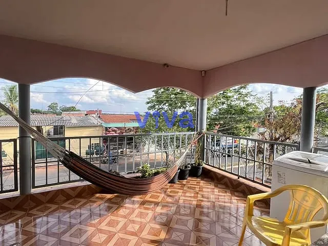 Sobrado com 360m² 4 quartos e 3 banheiros, à venda, no bairro Parque Flamboyant em Aparecida de Goiânia