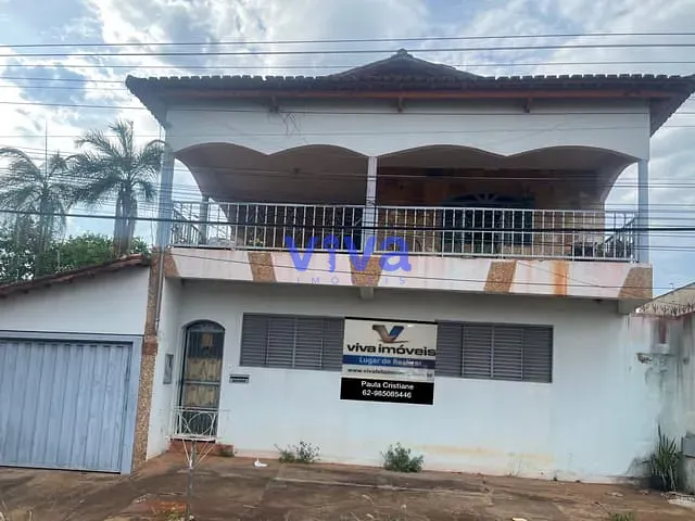 Sobrado com 360m² 4 quartos e 3 banheiros, à venda, no bairro Parque Flamboyant em Aparecida de Goiânia