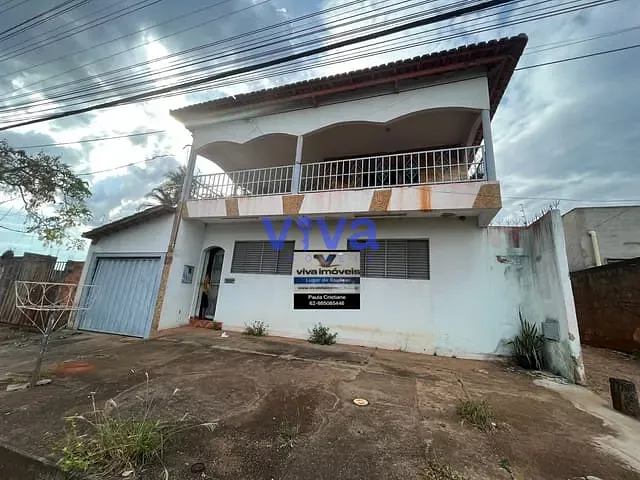 Sobrado com 360m² 4 quartos e 3 banheiros, à venda, no bairro Parque Flamboyant em Aparecida de Goiânia
