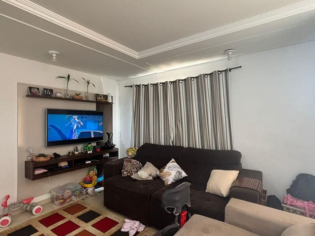 Sobrado com 147m² 3 quartos e 4 banheiros, à venda, no bairro Oficinas em Ponta Grossa