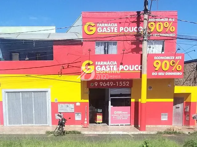 Sobrado com 324m², à venda, no bairro Vila Militar em Uberaba