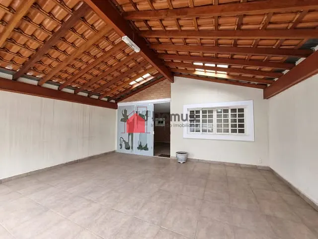 Sobrado com 134m² 3 quartos e 3 banheiros, à venda, no bairro Vila Bourghese em Pindamonhangaba