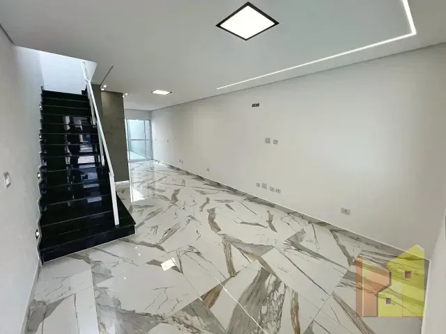 Sobrado 3 quartos e 4 banheiros, à venda, no bairro Vila São Geraldo em São Paulo
