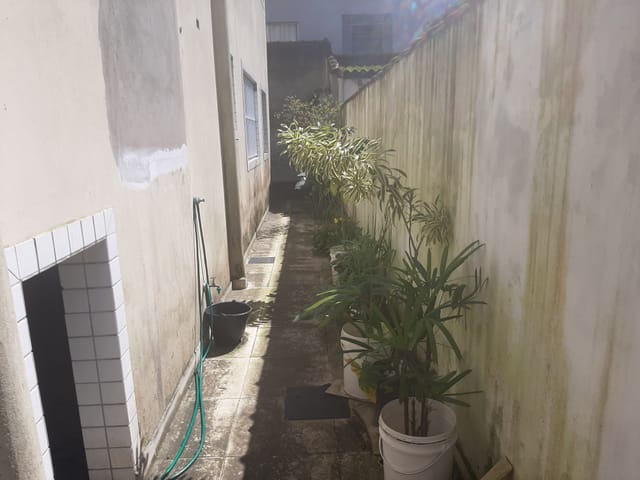 Sobrado com 124m² 5 quartos e 5 banheiros, à venda, no bairro Vila Valença em São Vicente