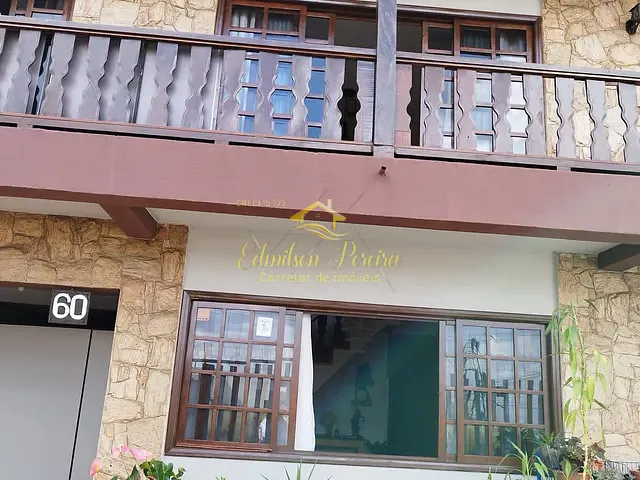 Sobrado com 250m² 3 quartos e 3 banheiros, à venda, no bairro Pacaembu em Londrina