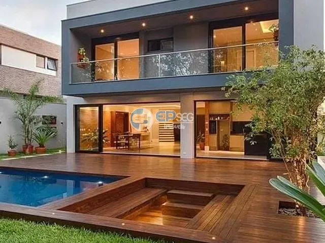 Sobrado com 266m² 3 quartos e 4 banheiros, à venda, no bairro Conjunto Habitacional Alexandre Urbanas em Londrina