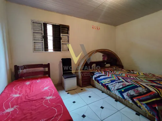Sobrado com 365m² 3 quartos e 2 banheiros, à venda, no bairro Lago dos Buritis em Anápolis
