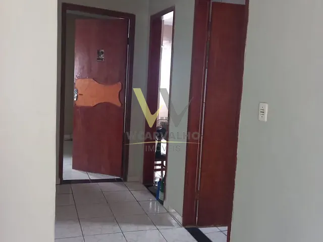 Sobrado com 365m² 3 quartos e 2 banheiros, à venda, no bairro Lago dos Buritis em Anápolis