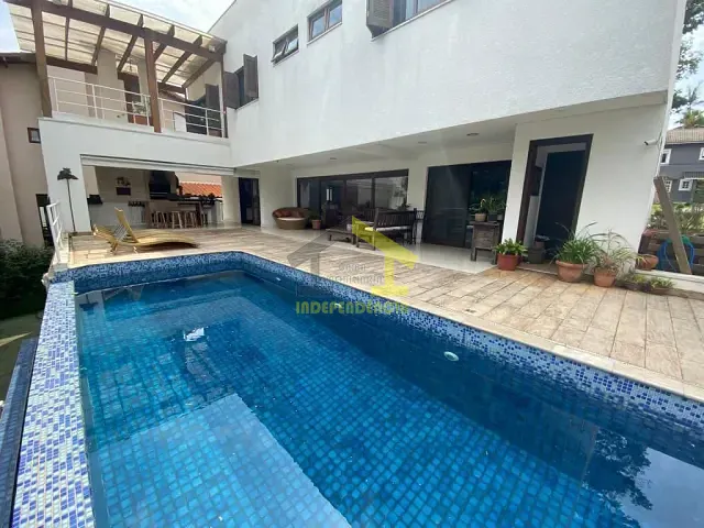 Sobrado com 1000m² 4 quartos e 6 banheiros, à venda, no bairro Jardim do Golf I em Jandira
