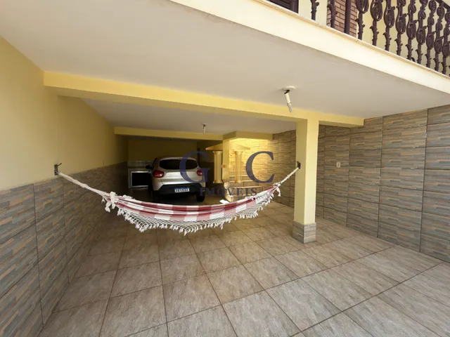 Sobrado 3 quartos e 2 banheiros, à venda, no bairro Recanto Cidade Nova em Salto de Pirapora