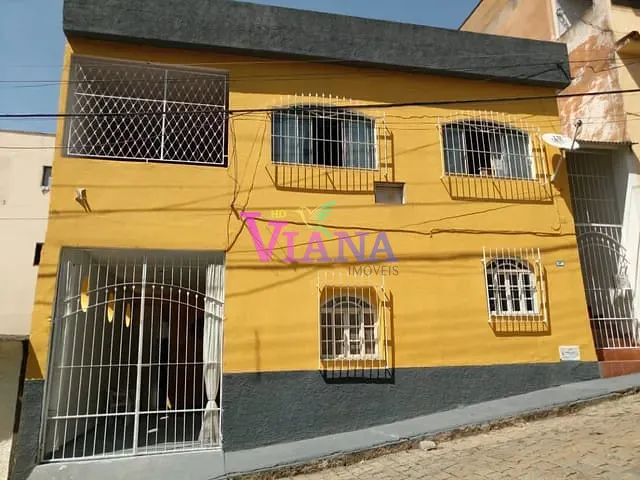 Sobrado com 90m² 3 quartos e 1 banheiro, à venda, no bairro Aquidaban em Cachoeiro de Itapemirim