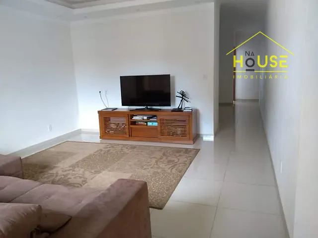 Sobrado com 545m², à venda, no bairro Santa Eliza em Votuporanga