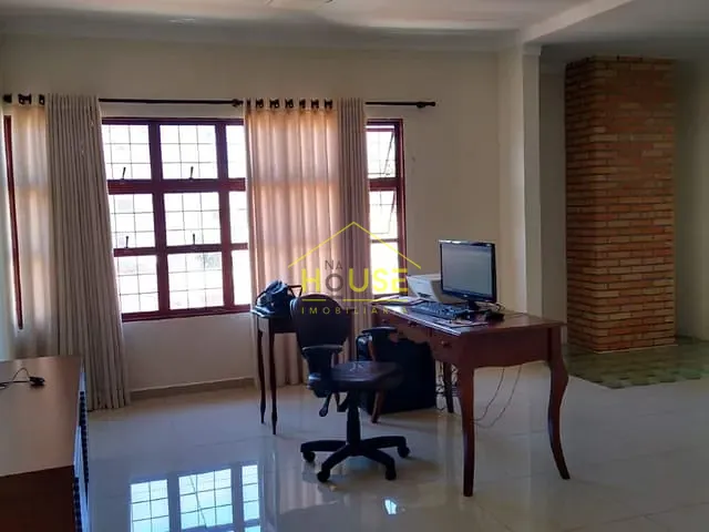 Sobrado com 545m², à venda, no bairro Santa Eliza em Votuporanga