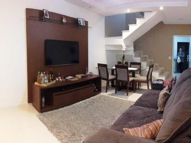 Foto do Sobrado - Sobrado com 2 dormitórios à venda, 80 m² por R$ 365.000,00 - Residencial de Ville - São José dos Campos/SP | INDEPENDENCE NEGOCIOS IMOBILIARIOS LTDA
