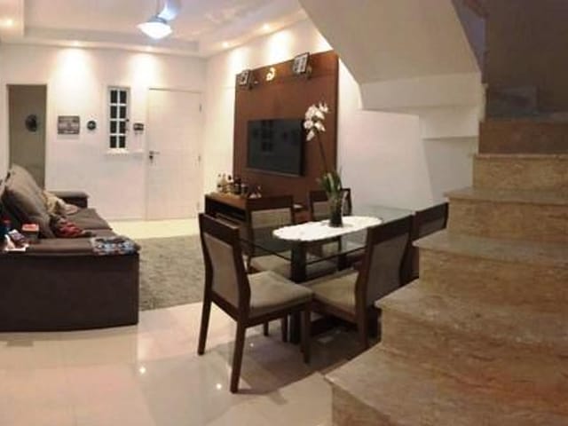 Foto do Sobrado - Sobrado com 2 dormitórios à venda, 80 m² por R$ 365.000,00 - Residencial de Ville - São José dos Campos/SP | INDEPENDENCE NEGOCIOS IMOBILIARIOS LTDA