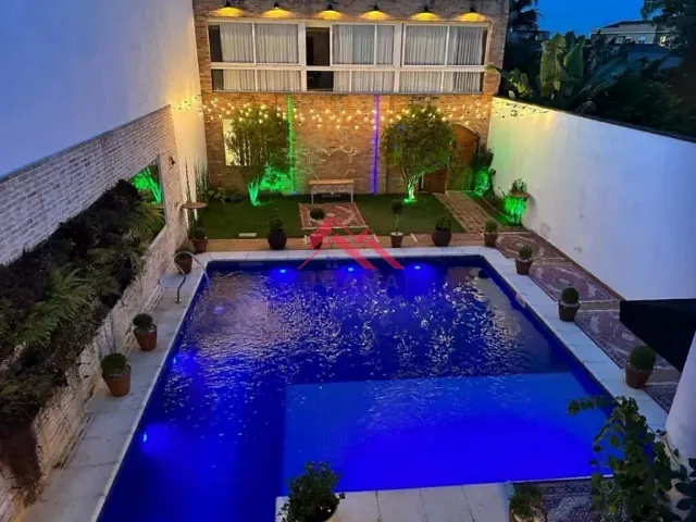 Sobrado com 600m² 4 quartos e 7 banheiros, à venda ou para alugar, no bairro Vila Bertioga em São Paulo