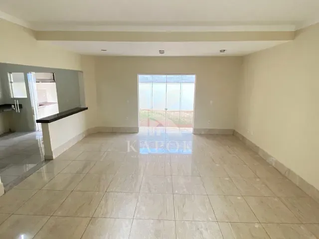 Sobrado com 250m² 3 quartos e 4 banheiros, à venda, no bairro Residencial Real Parque Sumaré em Sumaré