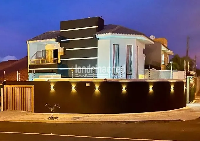 Sobrado, 3 quartos, 240 m² - Foto 2