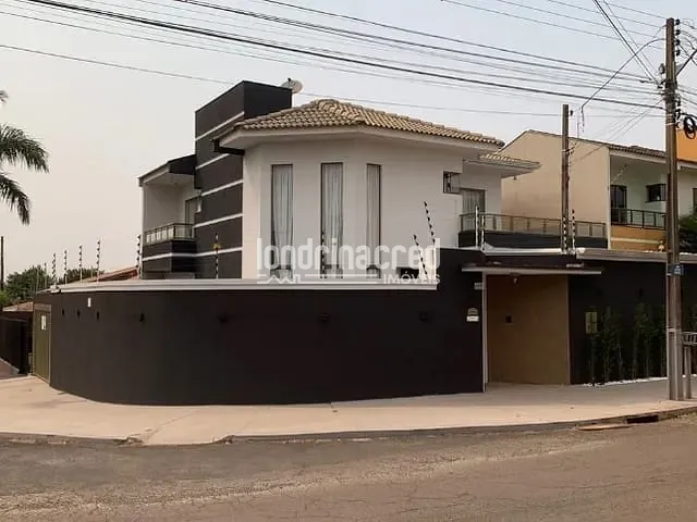 Sobrado com 200m² 3 quartos e 3 banheiros, à venda, no bairro Jardim Itália em Cambé