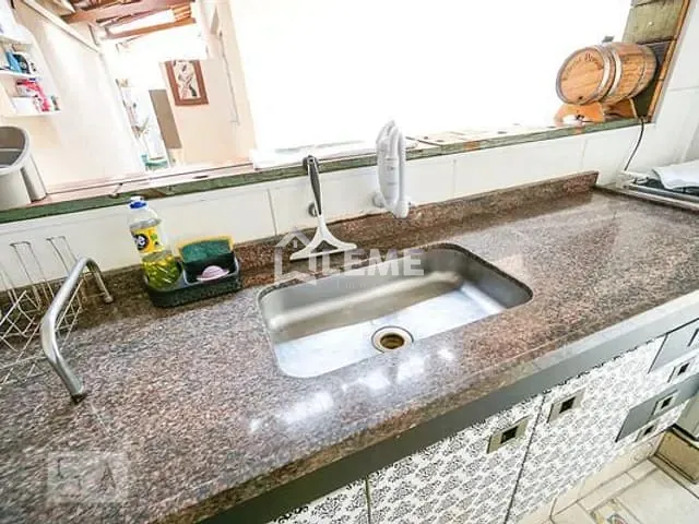 Sobrado com 240m² 5 quartos e 2 banheiros, à venda, no bairro Vila Prudente (Zona Leste) em São Paulo