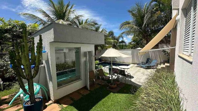 Sobrado com 500m² 4 quartos e 5 banheiros, à venda ou para alugar, no bairro Jardins Atenas em Goiânia