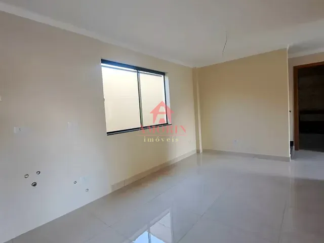 Sobrado com 133m² 3 quartos e 4 banheiros, à venda, no bairro Santa Felicidade em Curitiba