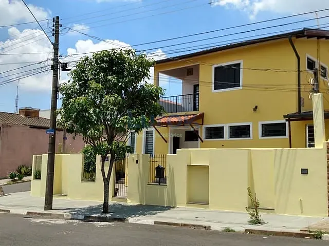 Sobrado com 384m² 4 quartos e 4 banheiros, à venda, no bairro Jardim Chapadão em Campinas