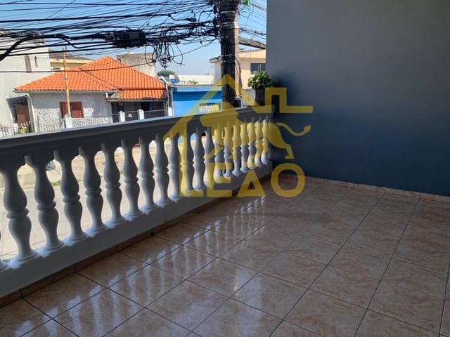Sobrado com 180m² 3 quartos e 2 banheiros, à venda, no bairro Vila Yolanda em Osasco